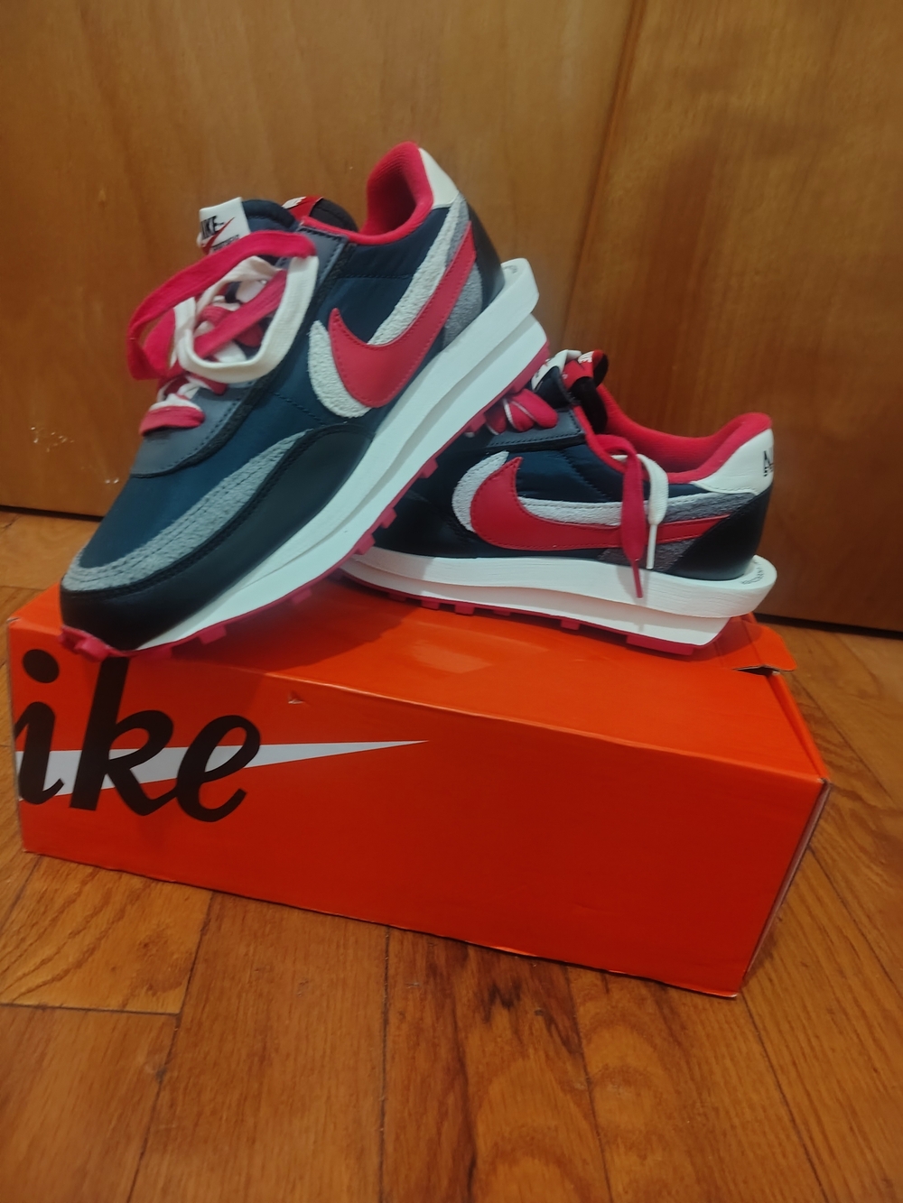 Nike Kids Navy and Pink Retro Runner Sneakers